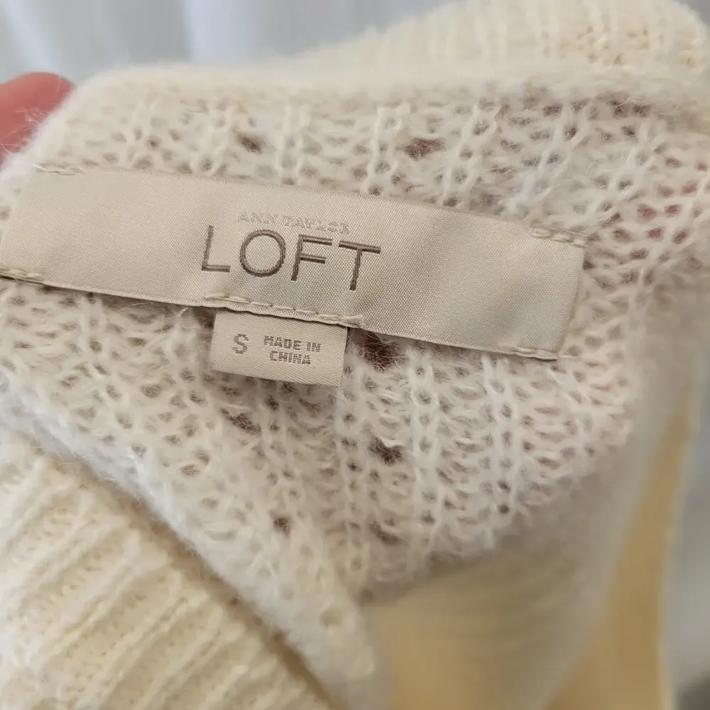 LOFT Cream Crewneck Pullover Sweater, S